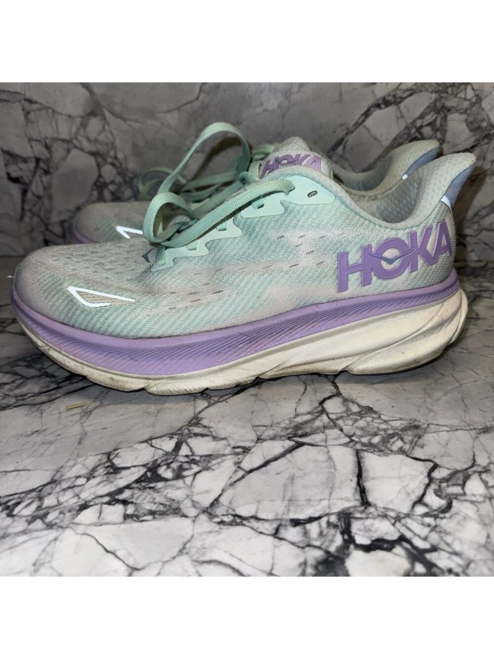 Hoka One One Clifton 9 Womens 8D Blue Purple Running Walking Shoes Sneakers